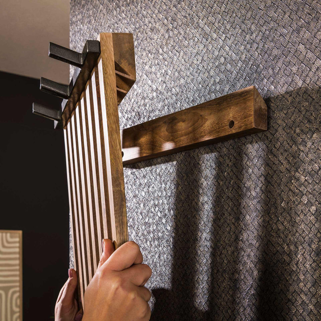 Garderobenständer 6 Haken Mangoholz sandfarben Vera