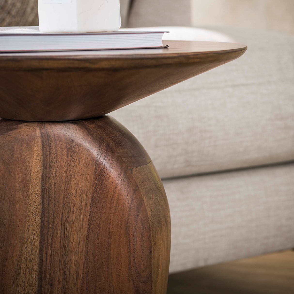 Beistelltisch Akazie Glaze Braun 45x36x50 cm