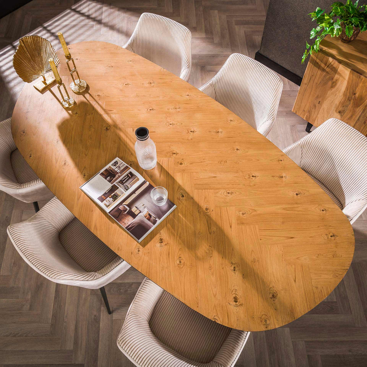 Organischer Esstisch Annemé Fischgrät-Holz 215 x 105 cm