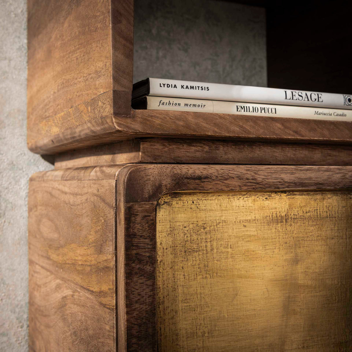 Solano Nachttisch 1 Schublade Massivholz Mango Sand