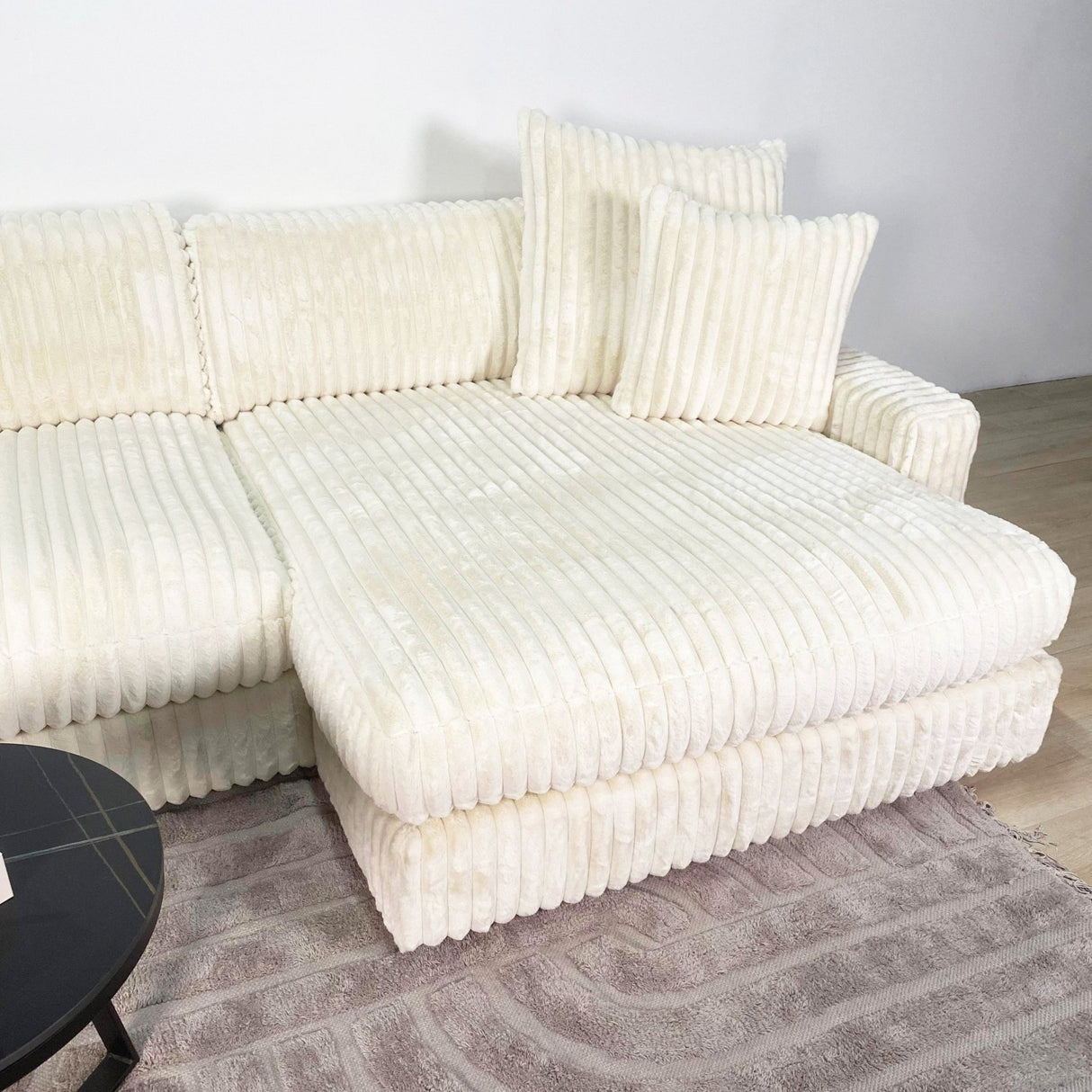 3-Sitzer-Loungesofa Nia aus geripptem Stoff in Beige