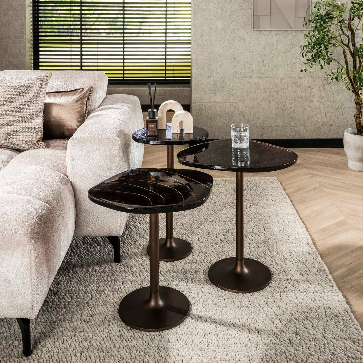 Beistelltisch Copper Glow M – Antikes Kupfer, 50x42x55 cm