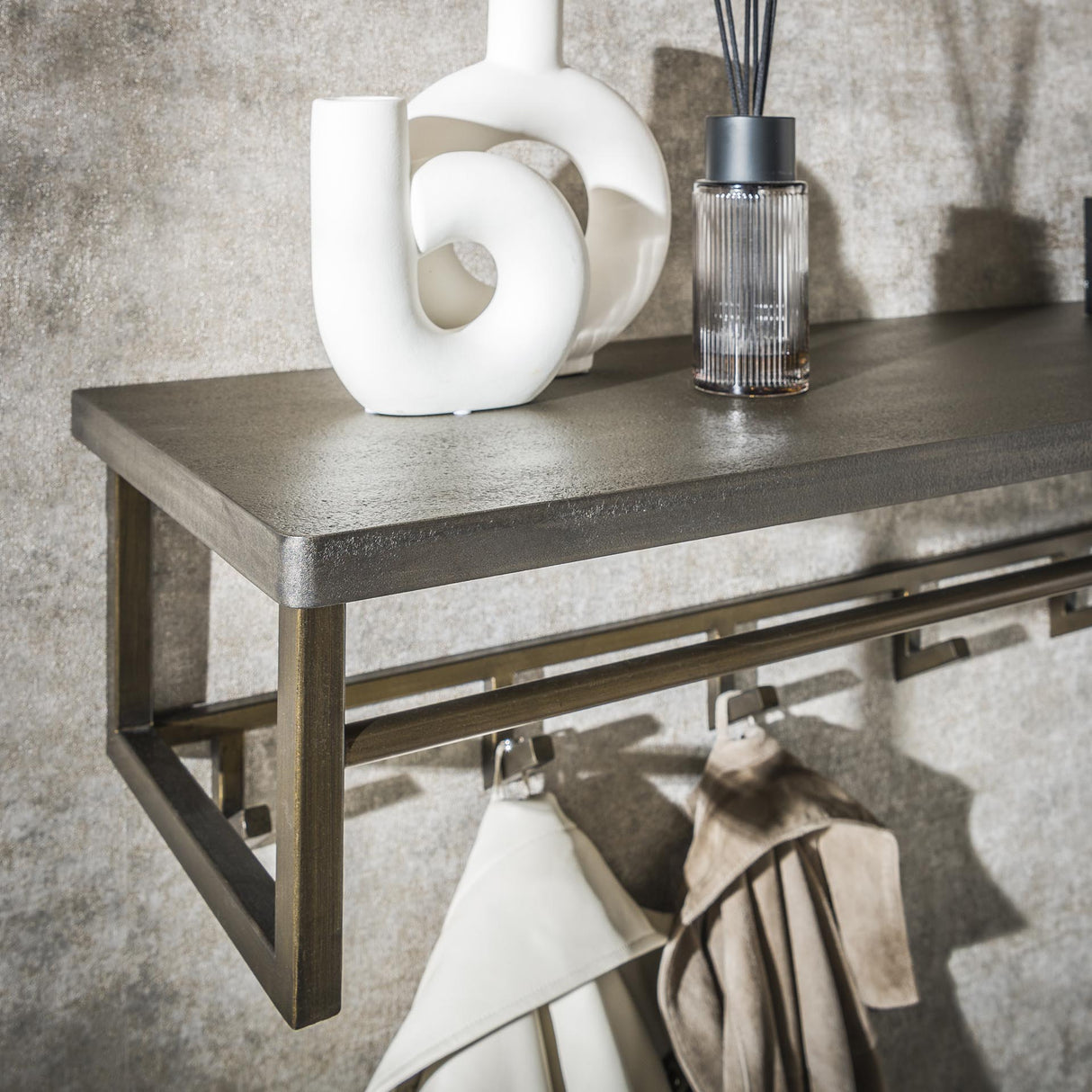 Garderobenständer Ferre 6-Haken - Mit Hutablage - Metall Antik Bronze