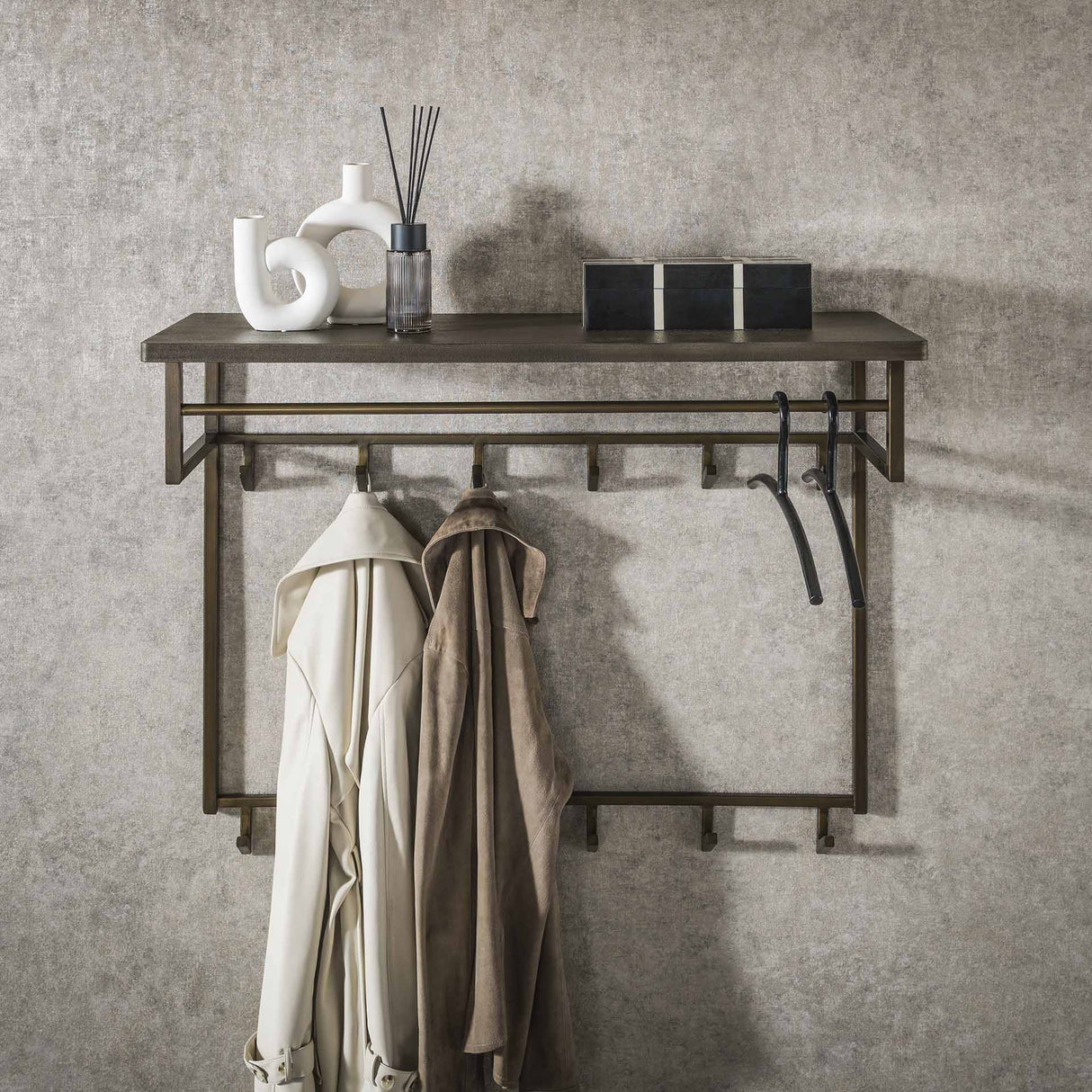 Garderobenständer Ferre 12 Haken - Mit Hutablage - Metall Antik Bronze