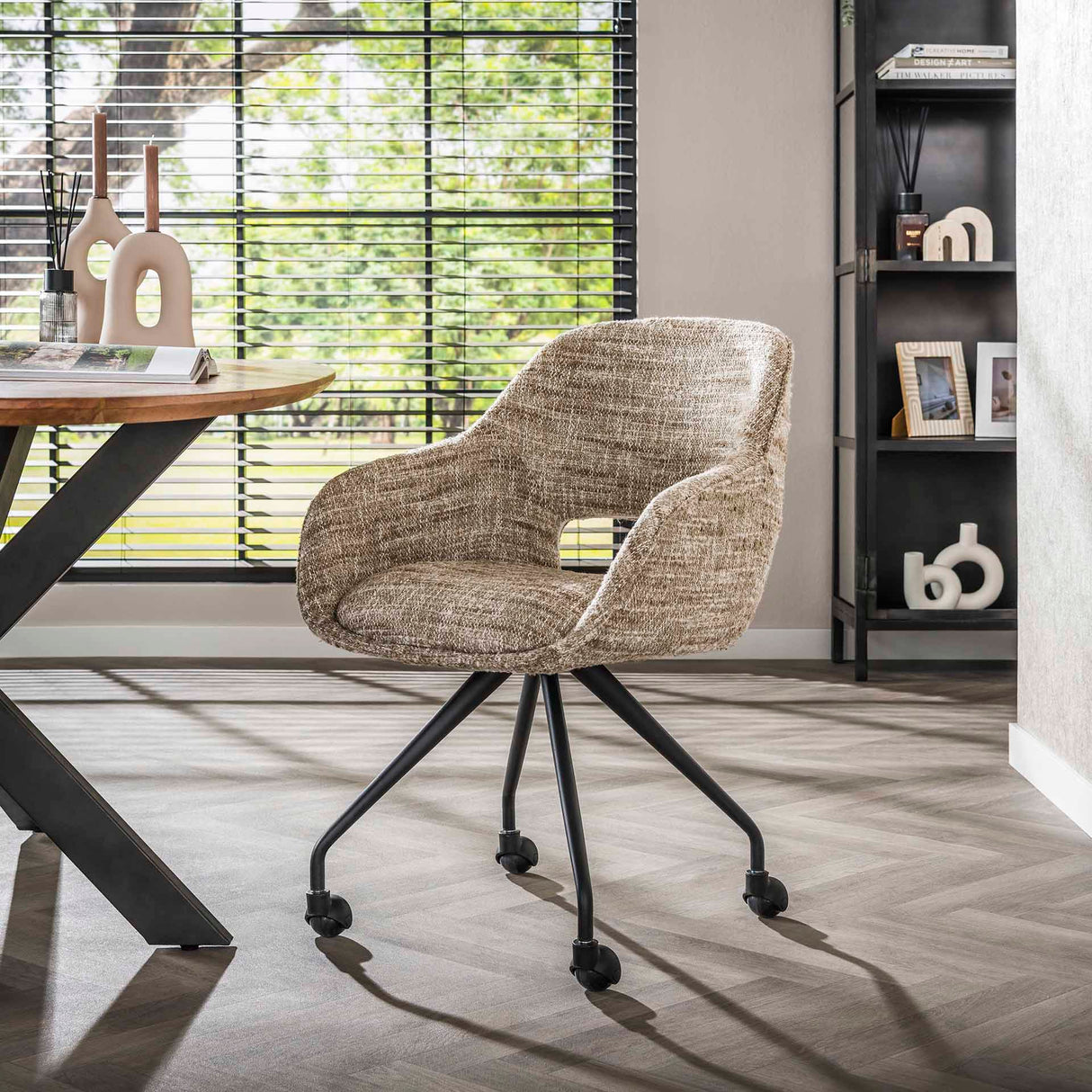 Set von 2 Esszimmerstühlen mit Rollen Springo Drehbar Eagle Stoff Sand