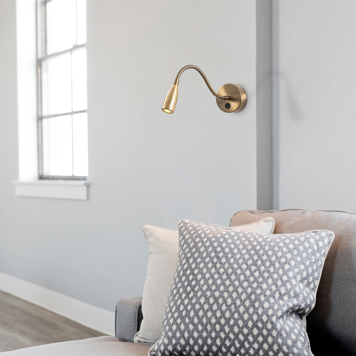 Wandleuchte 1-flammig bronzefarben Metall Veridia