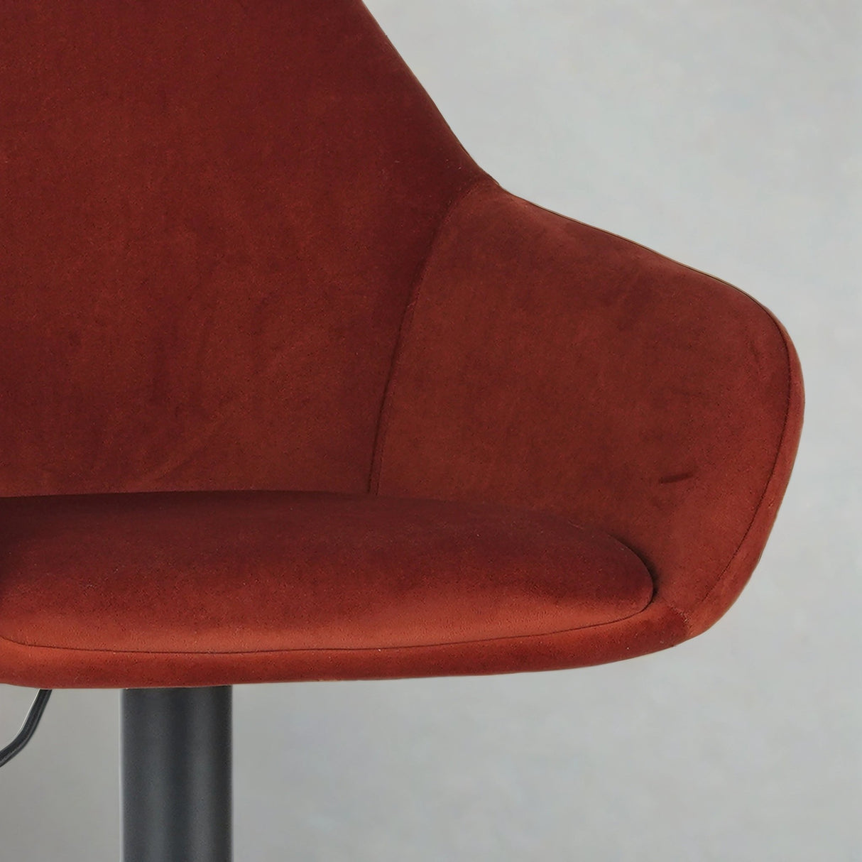 Venom Barhocker Green Velvet - Verstellbarer Drehbarer Barstuhl mit Armlehne