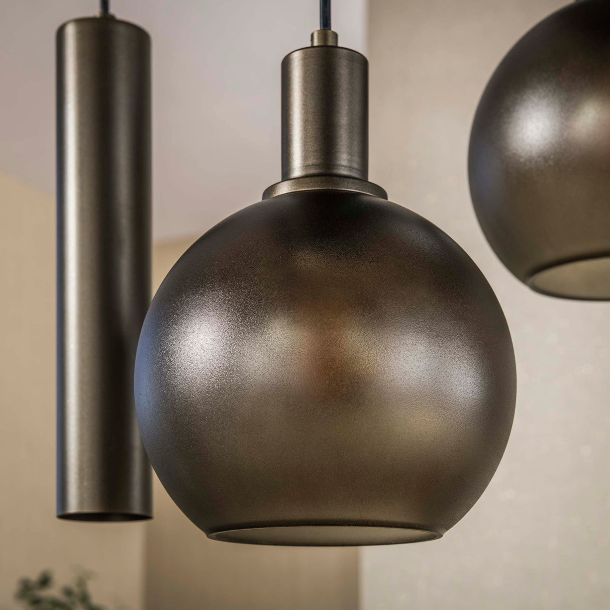 Hängelampe Orion 7-flammig – Schwarzes Metall – 110 cm