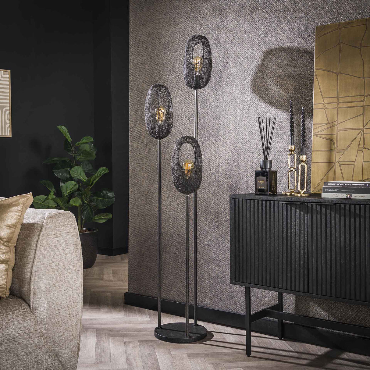 Stehleuchte Debra 3-flammig aus Metall schwarz