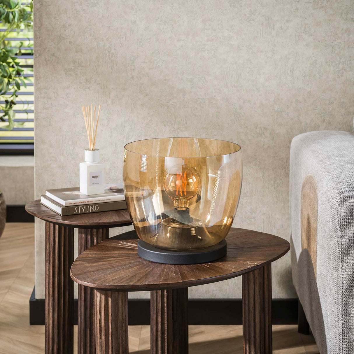 Stehlampe Dain UP L Amberfarbenes Glas