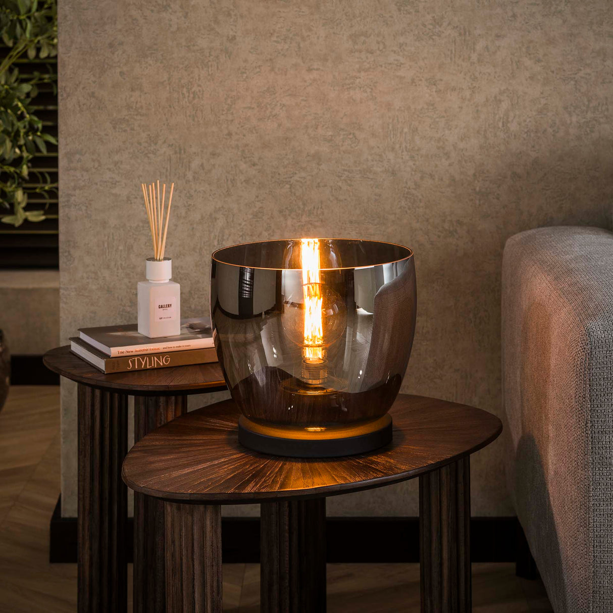 Stehlampe Dain UP L Chromfarbiges Glas