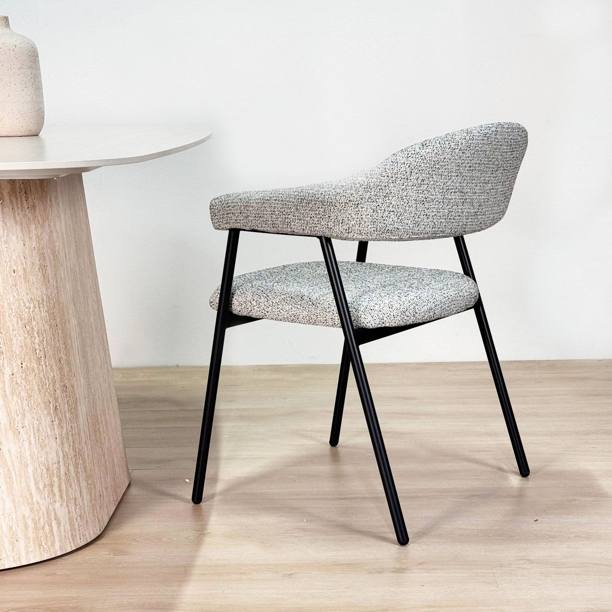 Bouclé Esszimmerstuhl Lisa Grau