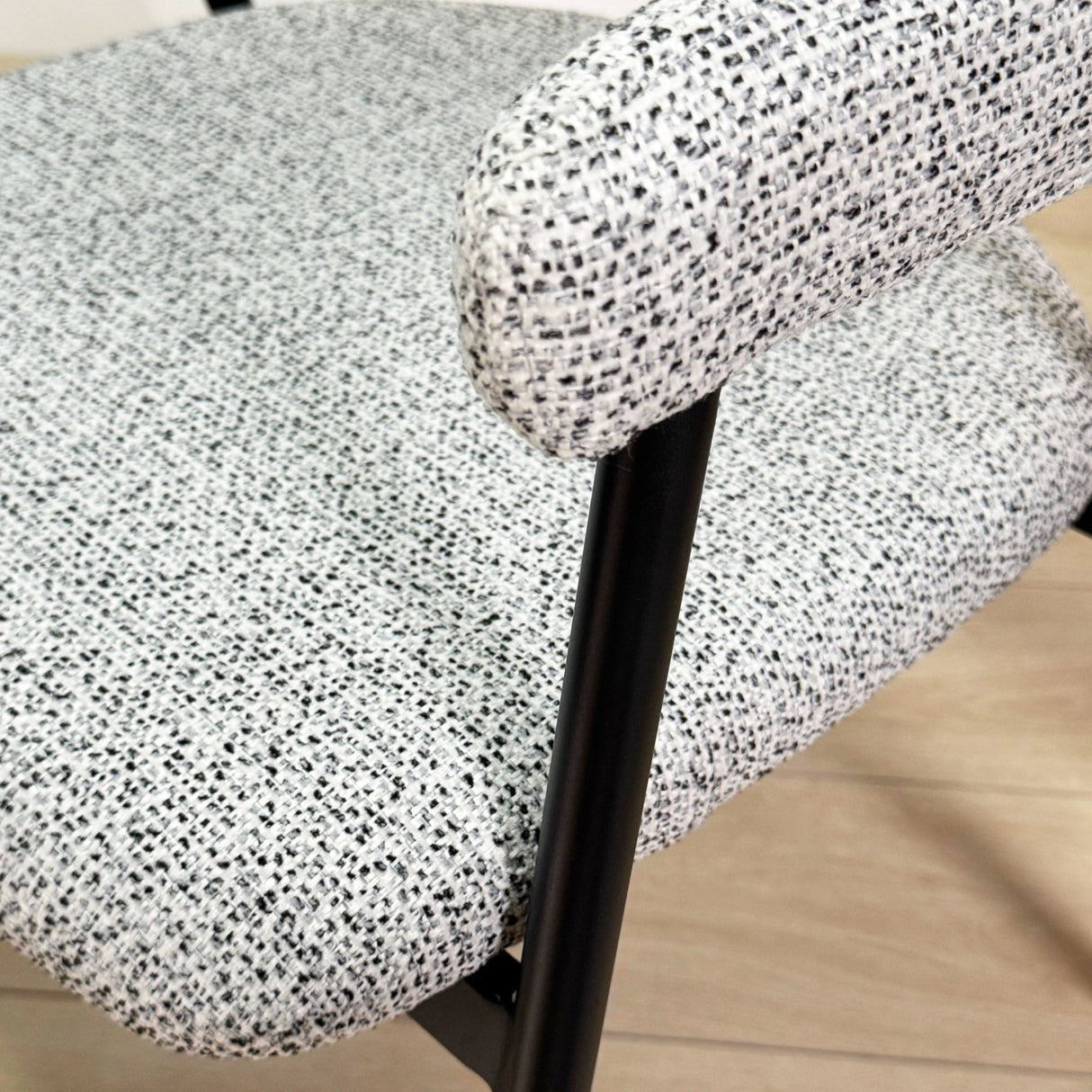 Bouclé Esszimmerstuhl Lisa Grau