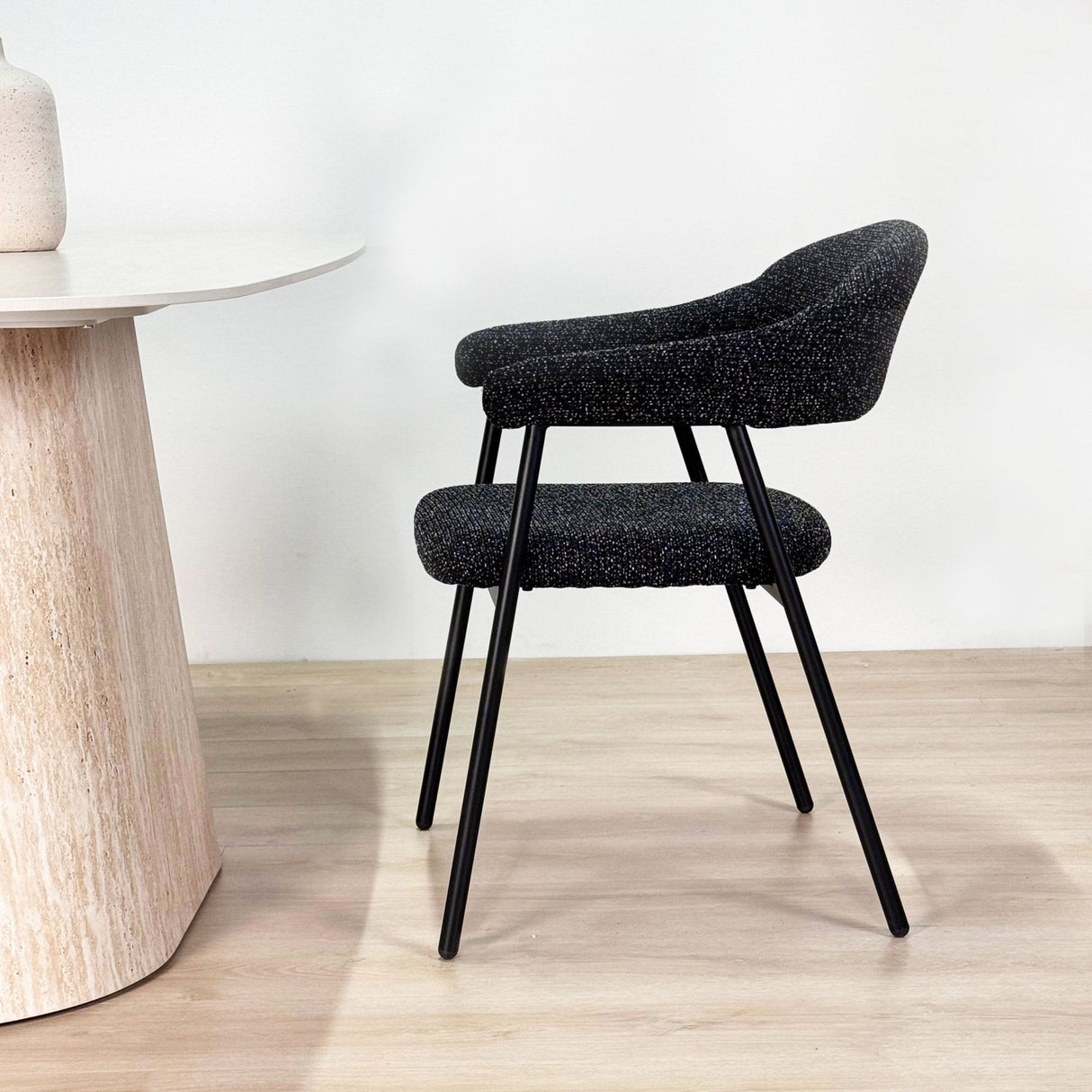 Esszimmerstuhl Bouclé Beige Lisa - Schwarzes Gestell