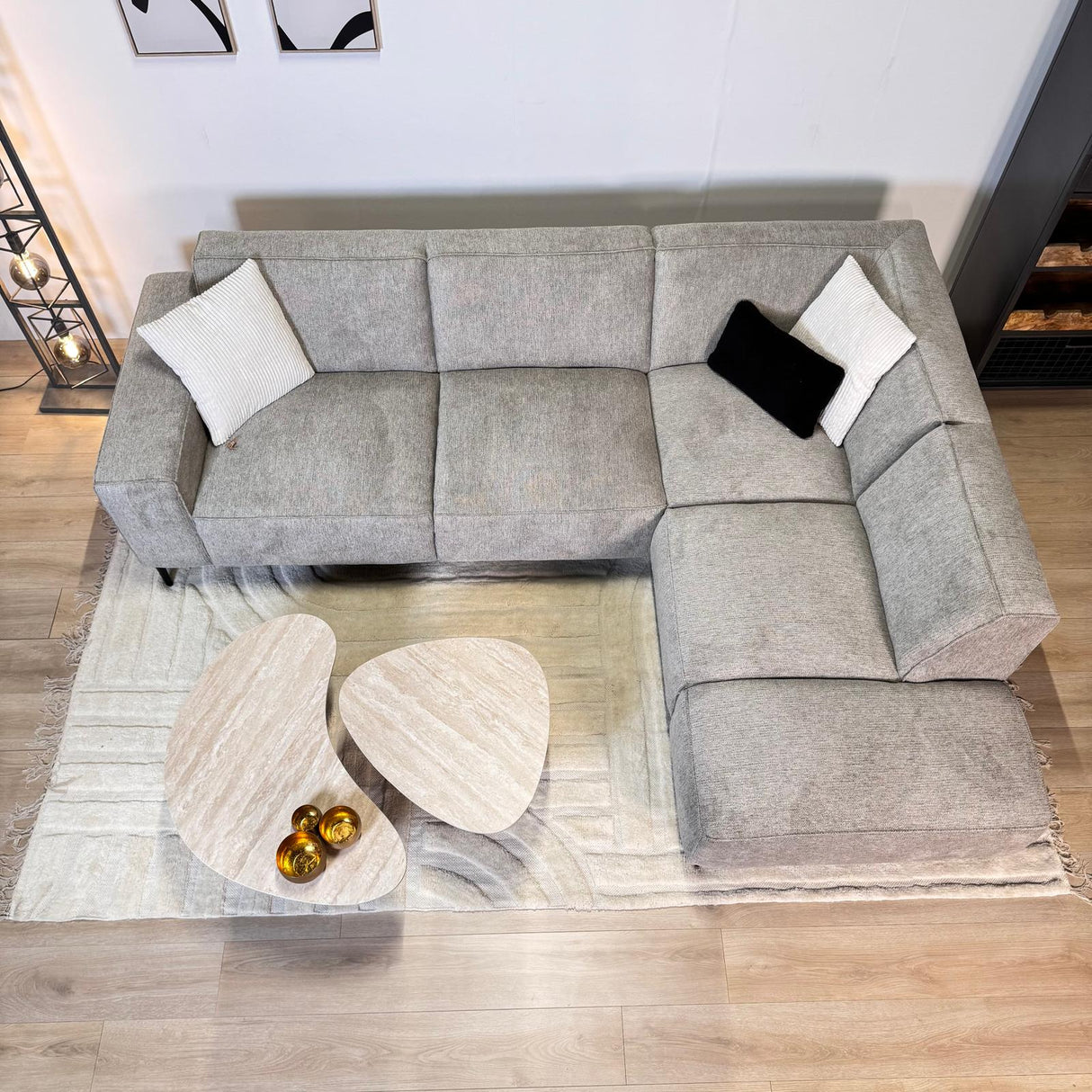 Ecksofa Grauer, mit Chenille gesprenkelter Ravi – rechts