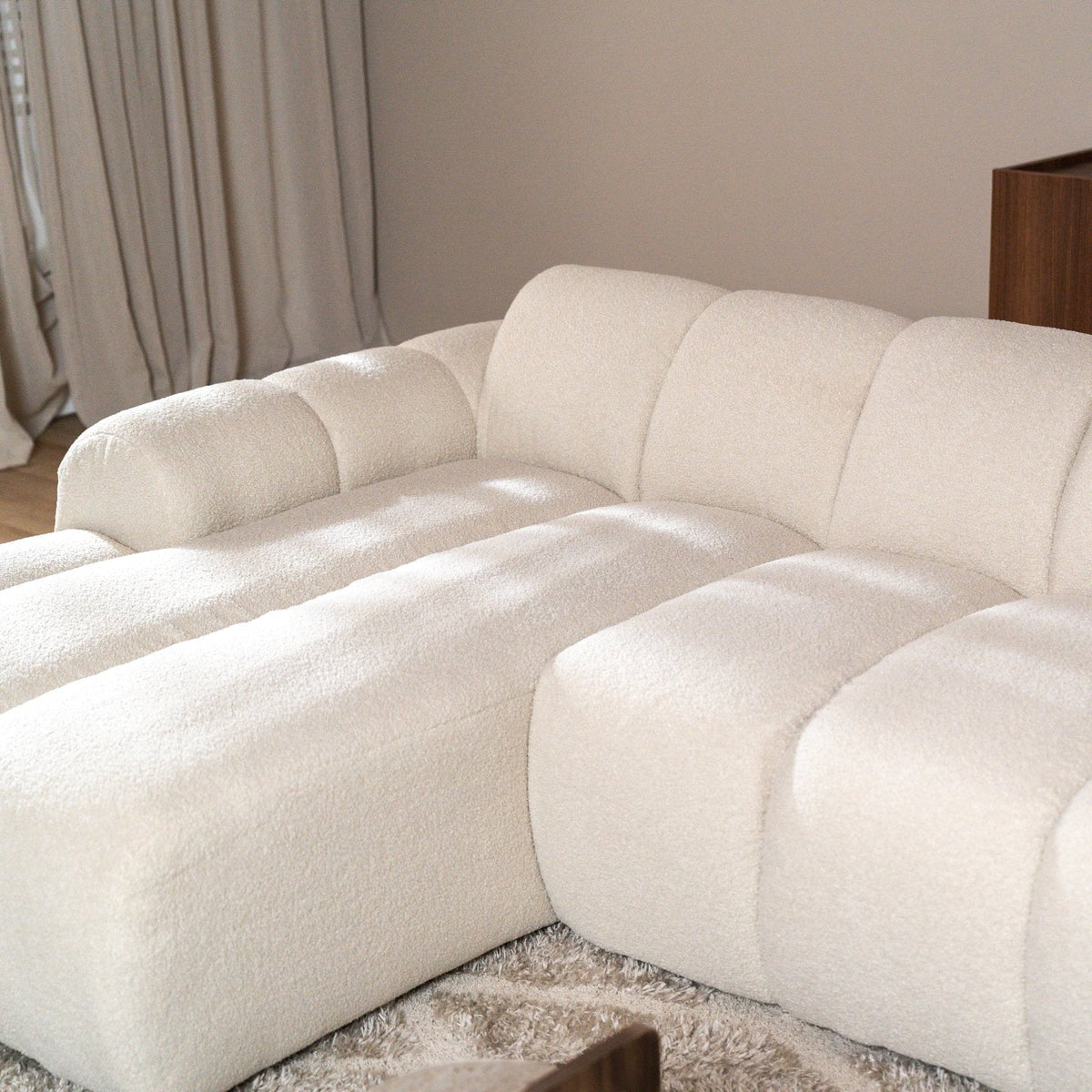 Banken-Ecksofa mit Loungebeige Bouclé Stoff - Streifen - links - Brix -Dimehouse