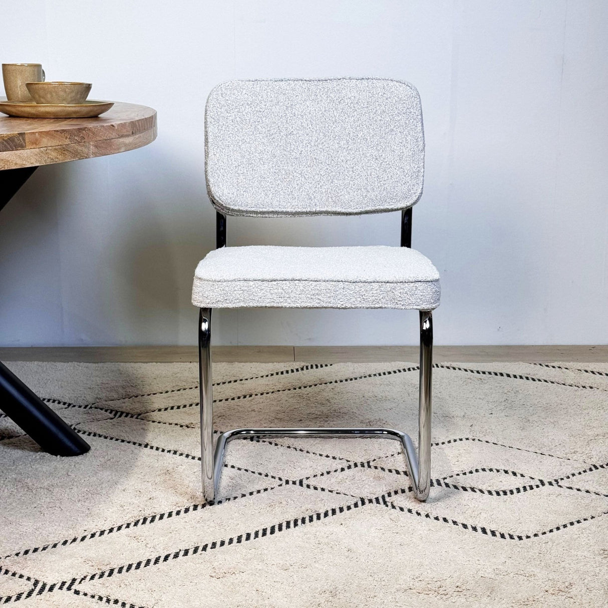 Eetkamerstoelen - Moderne Eetkamerstoel Grijs Bouclé Stof Sway - Chrome Frame - Zonder Armleuningen - Dimehouse