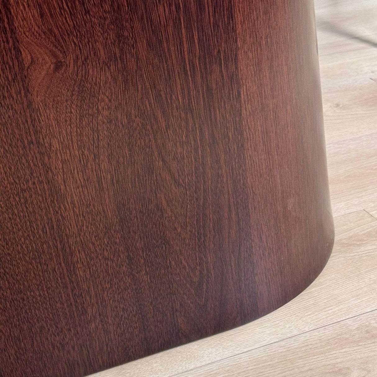 Sintered Stone Marmorlook Travertin Esstisch Lea 180x90 cm - Walnussrahmen - Dänisch Oval