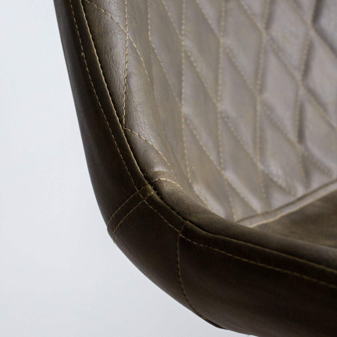 Industrieller Barhocker Juno Grün Kunstleder - Sitzhöhe 70 cm - Ohne Armlehnen