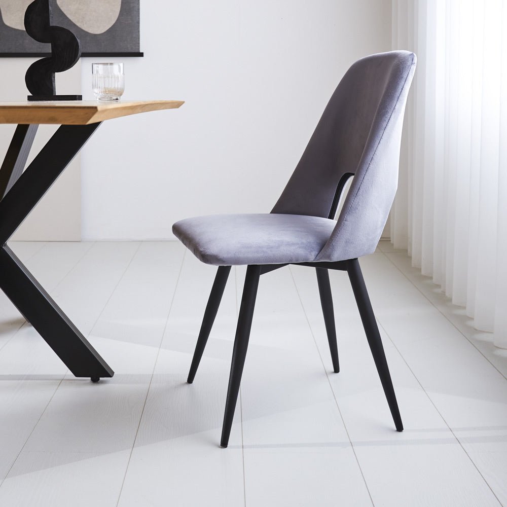 Esszimmerstuhl Mila Dimehouse Grau LxBxH 66x57x49 Stoff Stimmungsvolle Foto-Seitenansicht