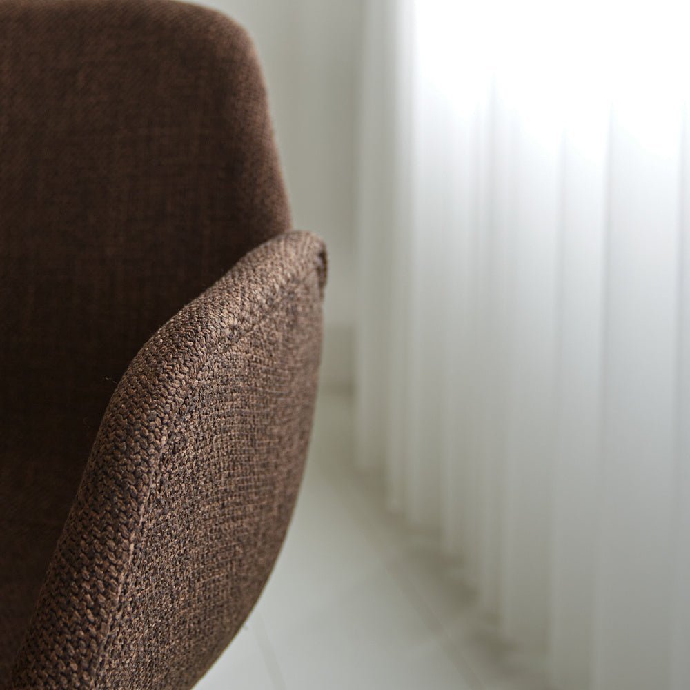 Esszimmerstuhl Mick Dimehouse Braun LxBxH 64x62x59 Stoff Stimmungsvolles Fotodetail