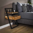 Nachttisch Camila DH Interior Akazie LxBxH 87x51x21 Akazienholz Ambientefoto diagonale Vorderansicht