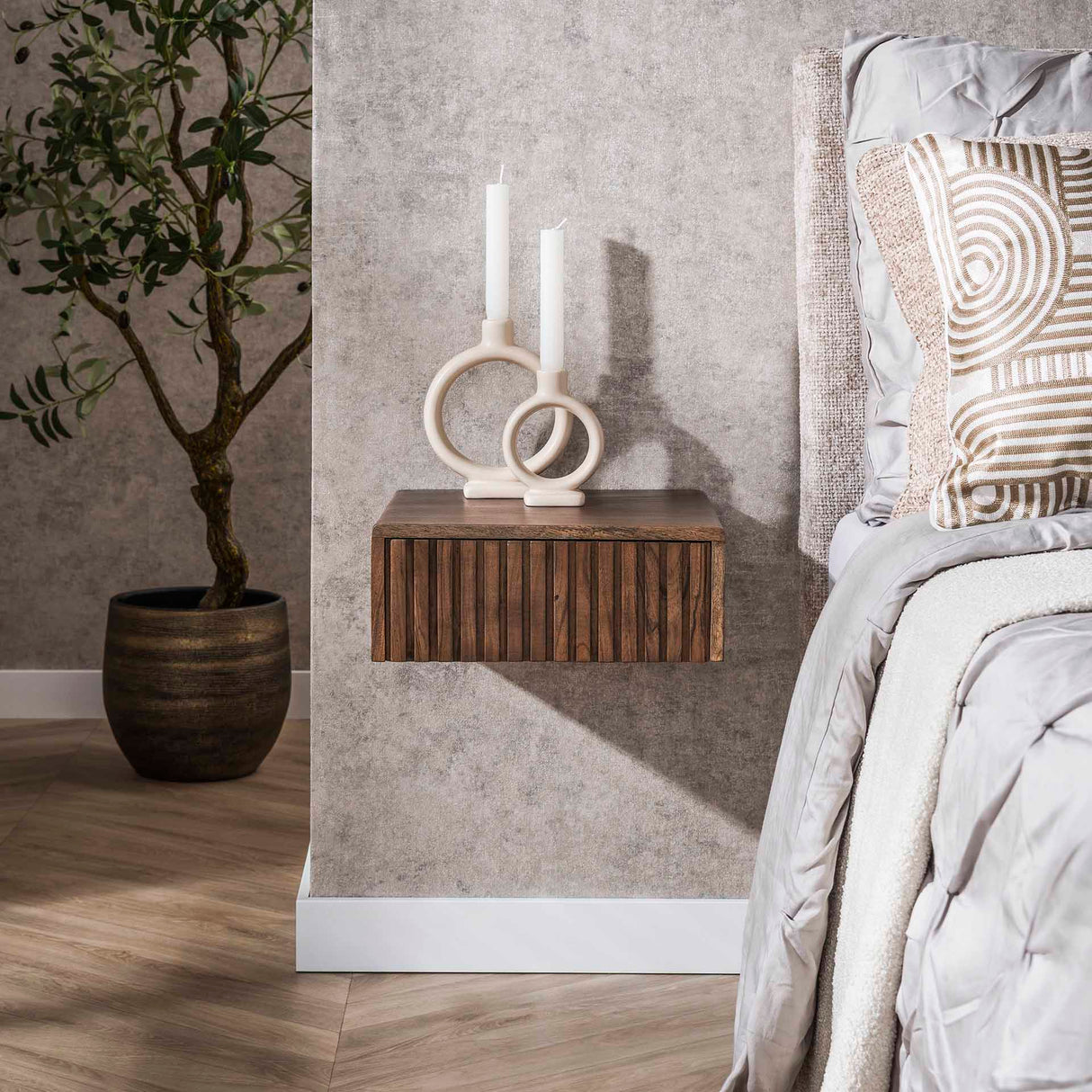 Schwebender Nachttisch Akazienholz Drift Brown – 1 Schublade 