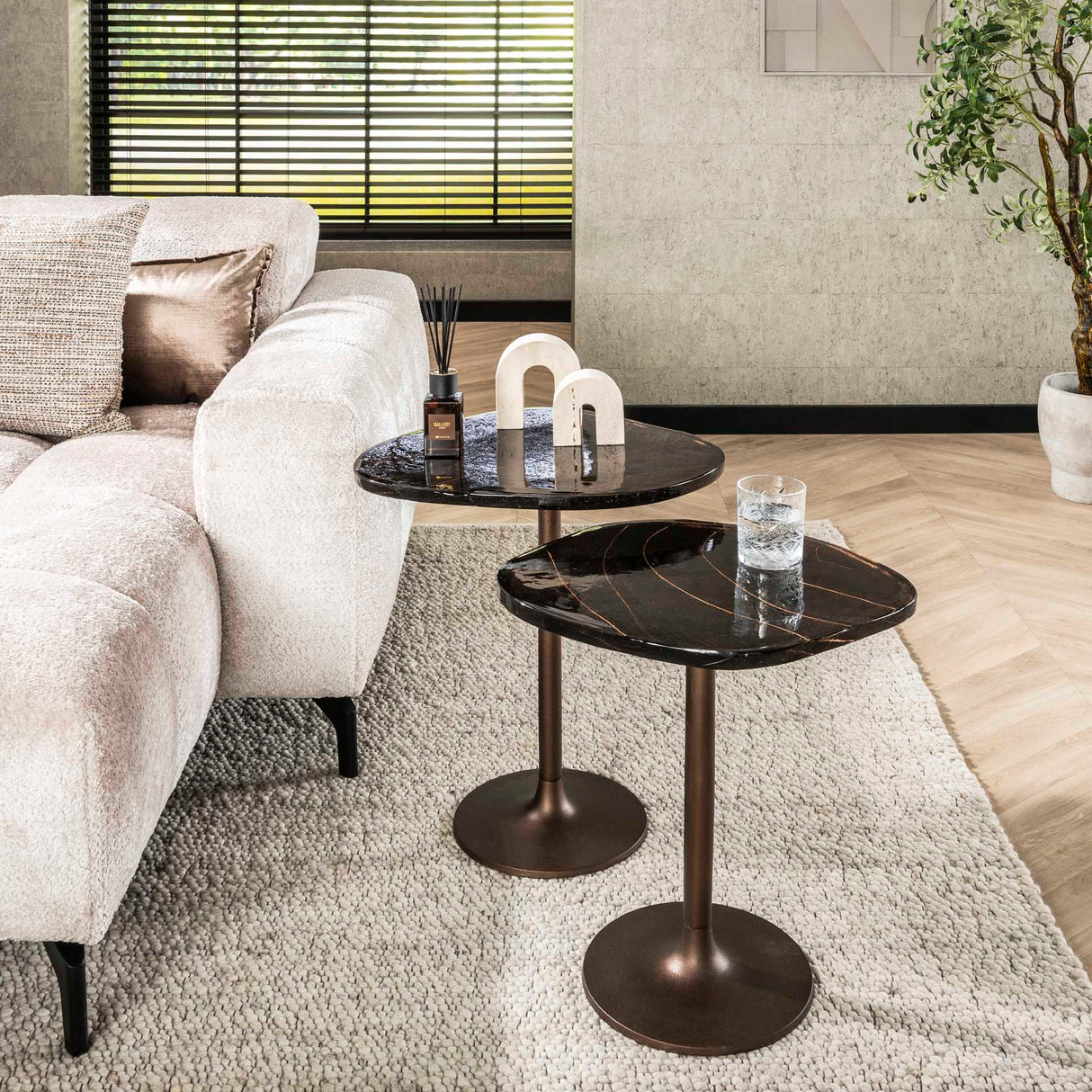 Beistelltisch Aris S – Antikes Kupfer 53x42x50 cm 