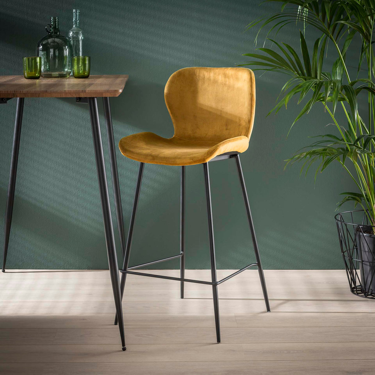 Set von 4 Barhockern Argo Velours Gold Rundrohr 