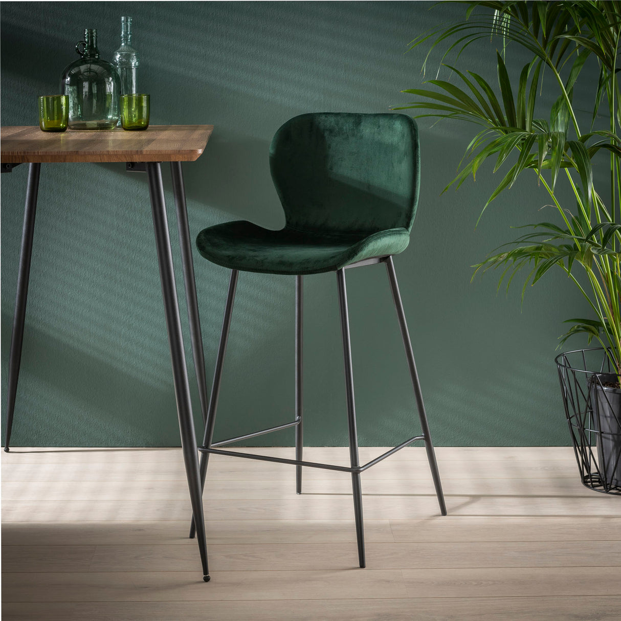 Set von 4 Barhockern Argo Velours grün Rohrrahmen 