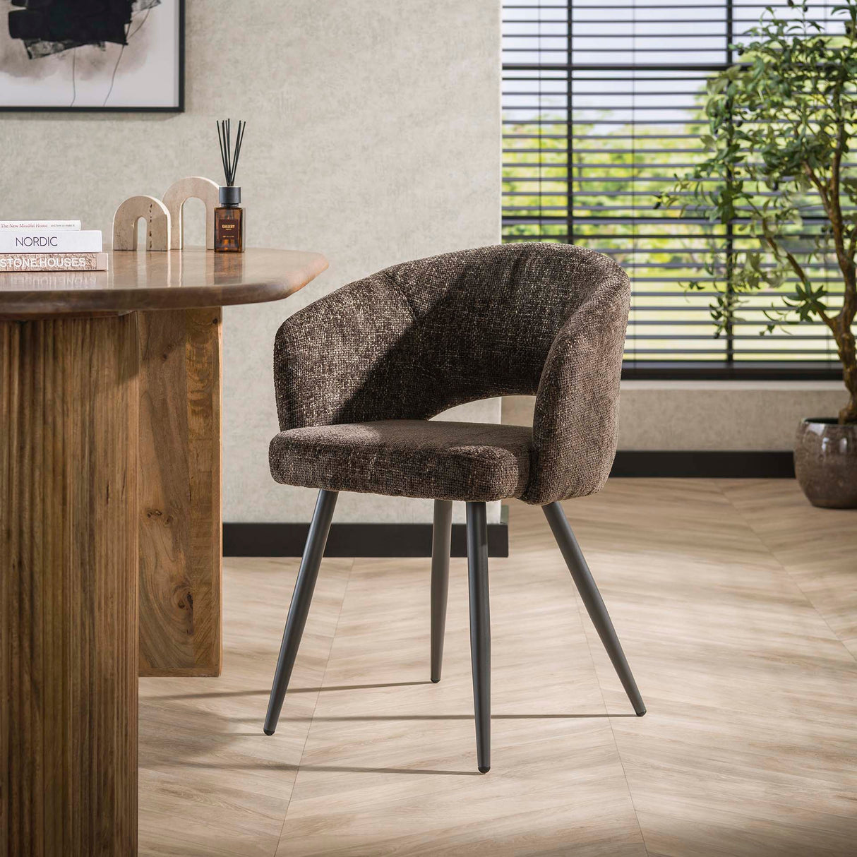 Moderne Eetkamerstoel Bruin Cargo Tissee Stof