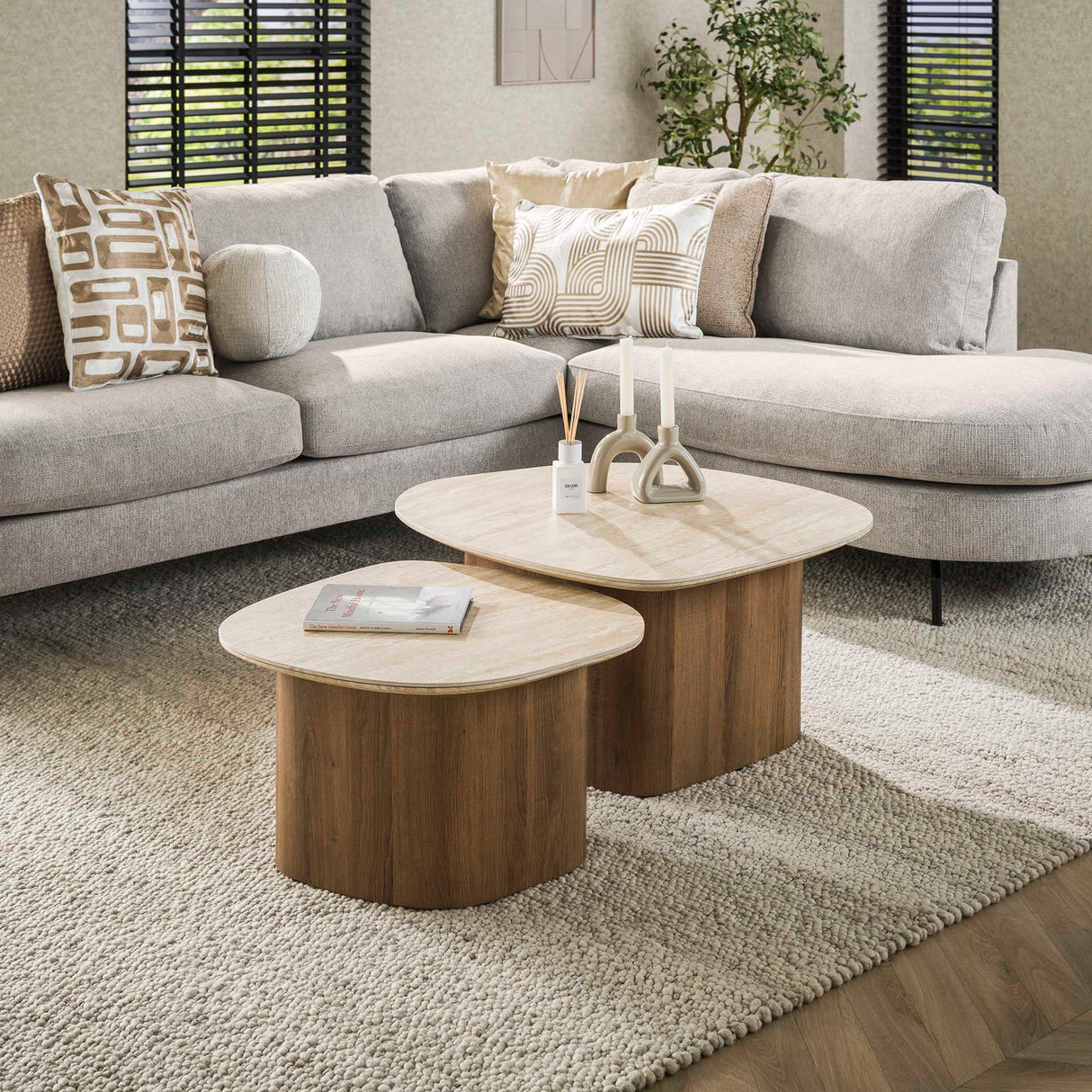 Couchtisch-Set von 2 Rio Kieselsteinform Keramik Holz 
