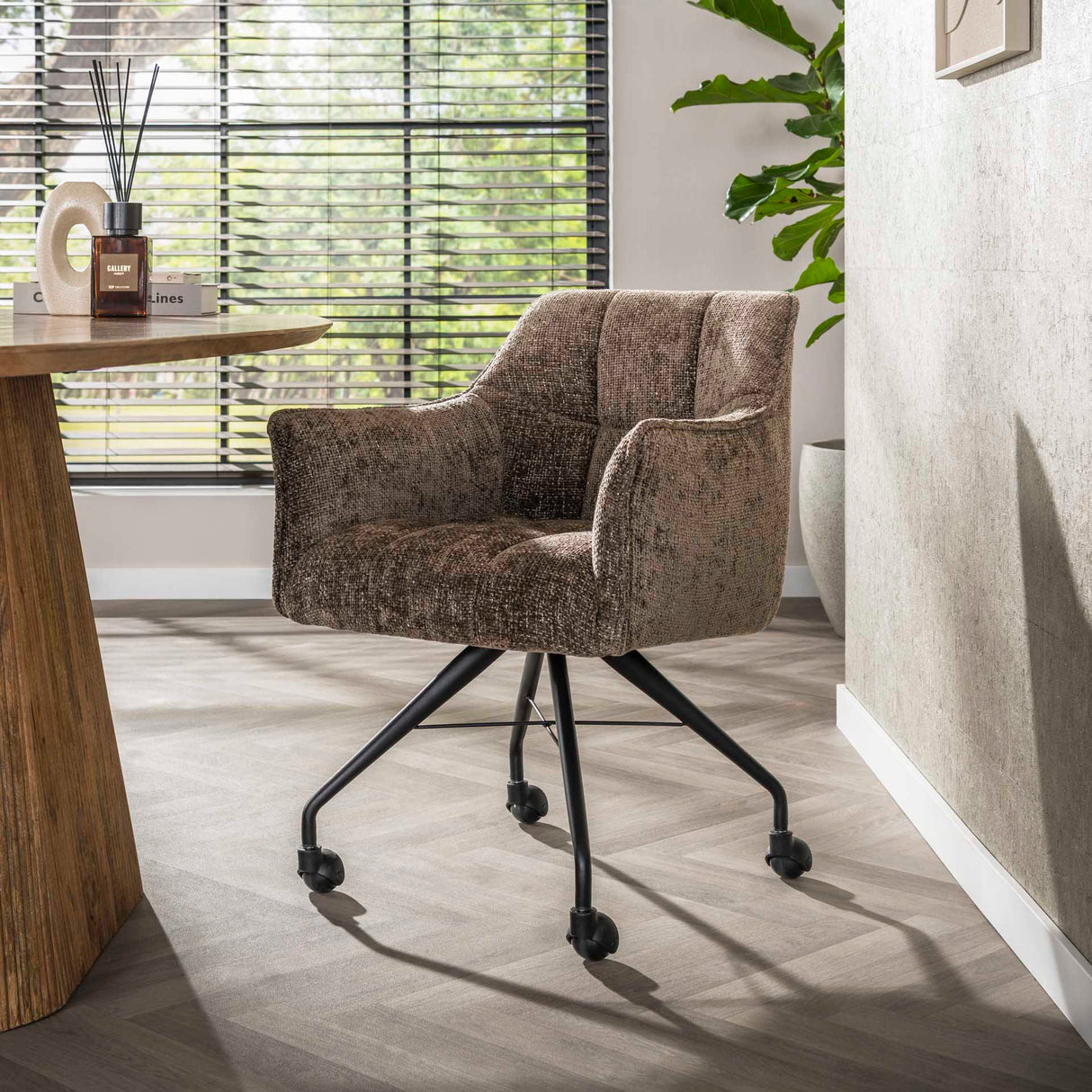 Satz von 2 Esszimmerstühlen Richmond Taupe Stoff mit Rollen 