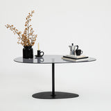 Organischer Design-Couchtisch Getöntes Glas Torpo - Schwarzes Metallgestell 
