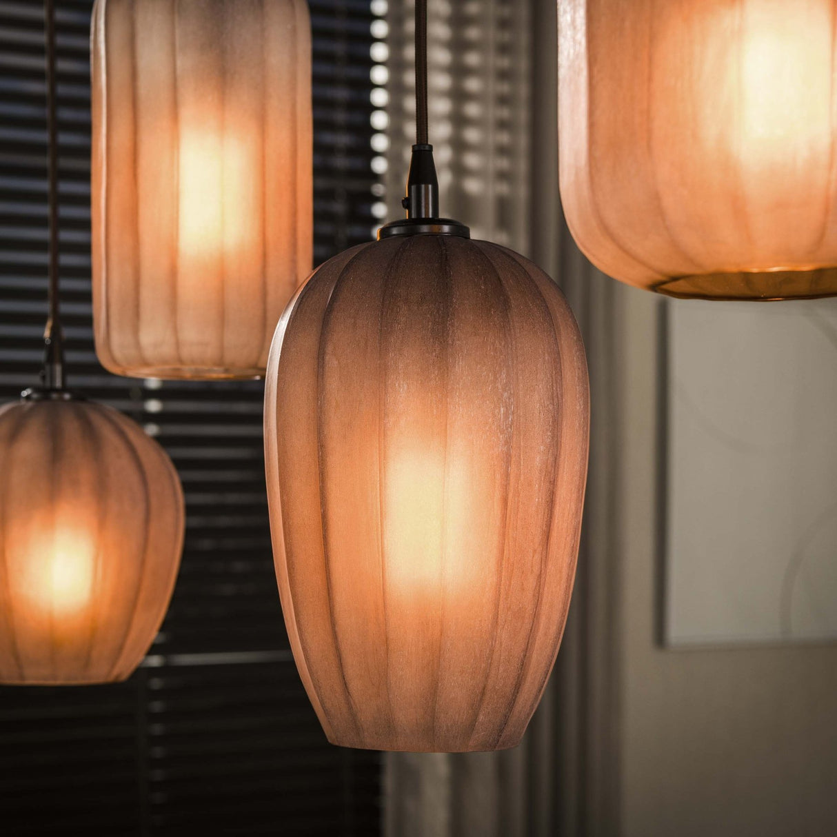 Hanglampen - Hanglamp 5 - lichts bruin frosted glas Arda - Dimehouse