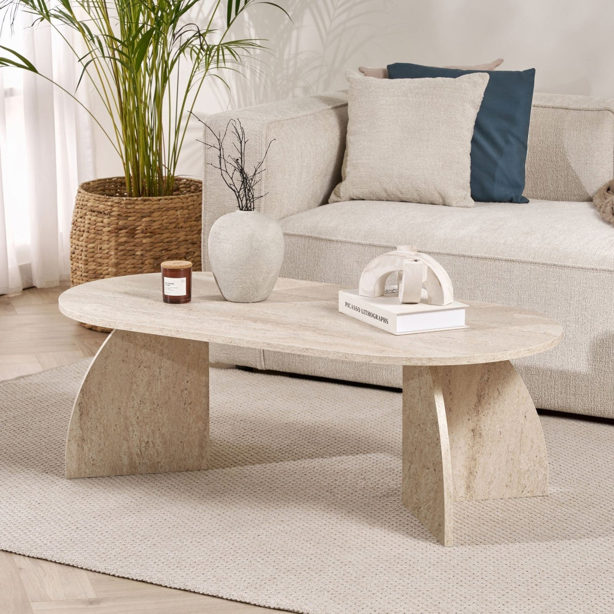 Melina Couchtisch Travertin oval 120 cm Mit melaminbeschichtetem Holzverbund