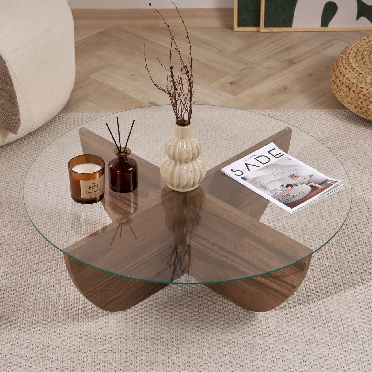 Liya Couchtisch Walnuss oval 90 cm Gehärtetes Glas