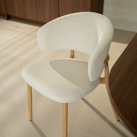 Eetkamerstoelen-Japandi Eetkamerstoel Yuka Beige - Eikenlook Frame-Dimehouse