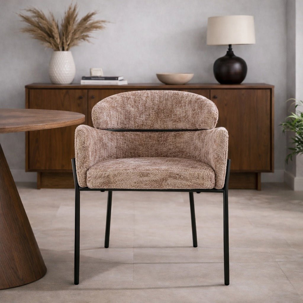 Esszimmerstuhl Lola Bouclé Stoff Champagner mit rundem Rücken und Arm 