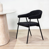 Komplettes Möbelset: Lea Esstisch Sintered Stone Marmorlook Travertin - Walnussrahmen + 4x Lisa Esszimmerstühle Bouclé Schwarz 