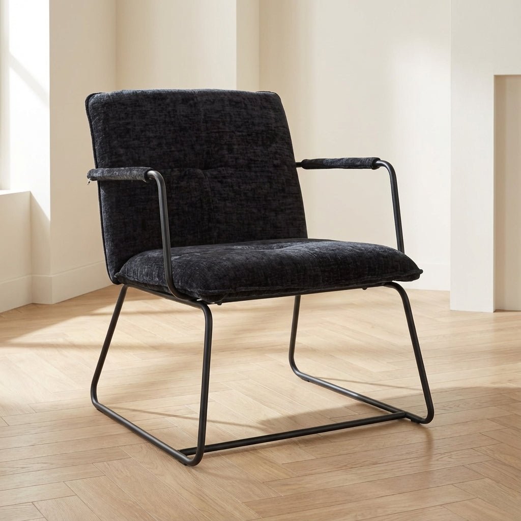 Moderner Sessel aus schwarzem Chenillestoff Hailey