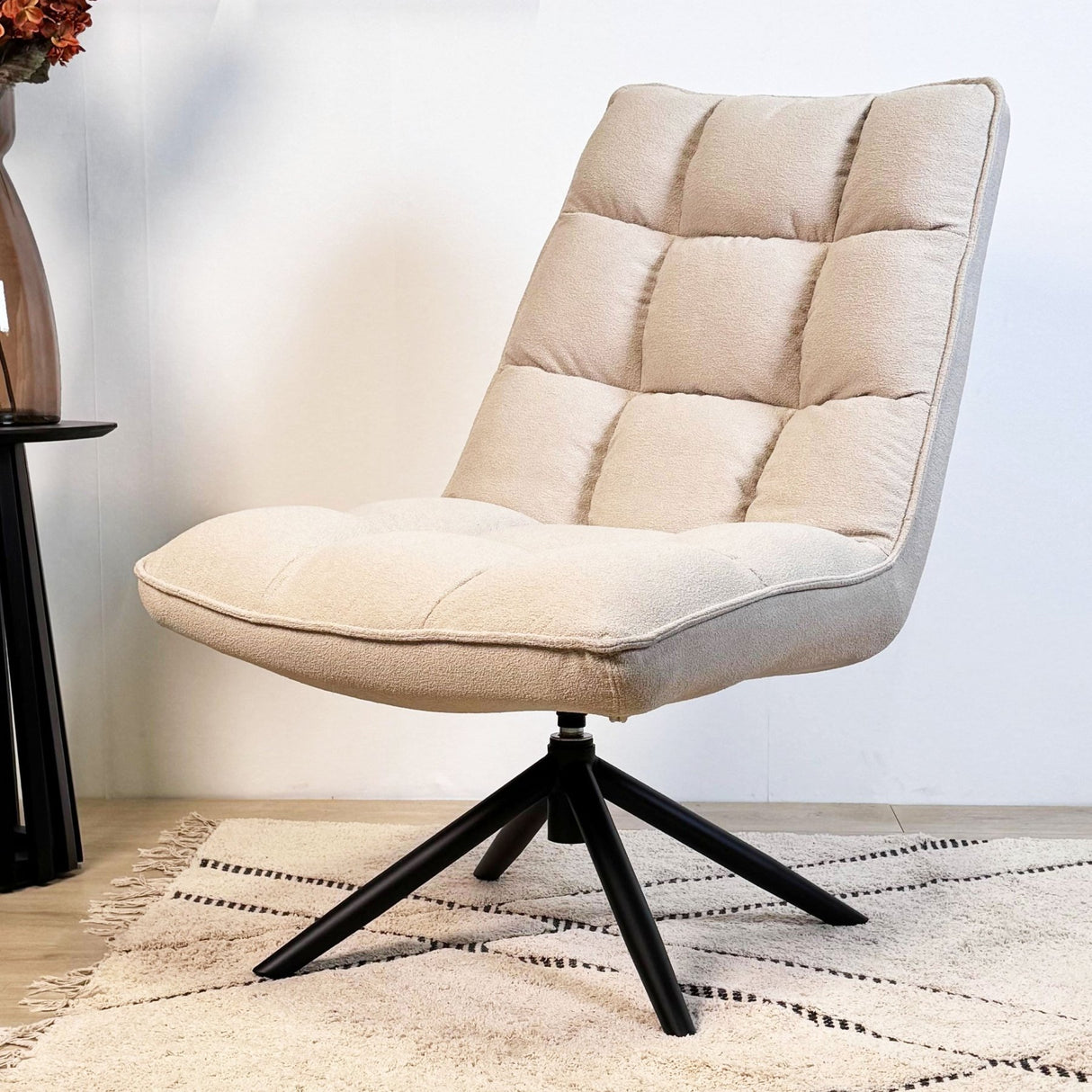 Yuki Beige Bouclé Drehsessel 360° drehbar