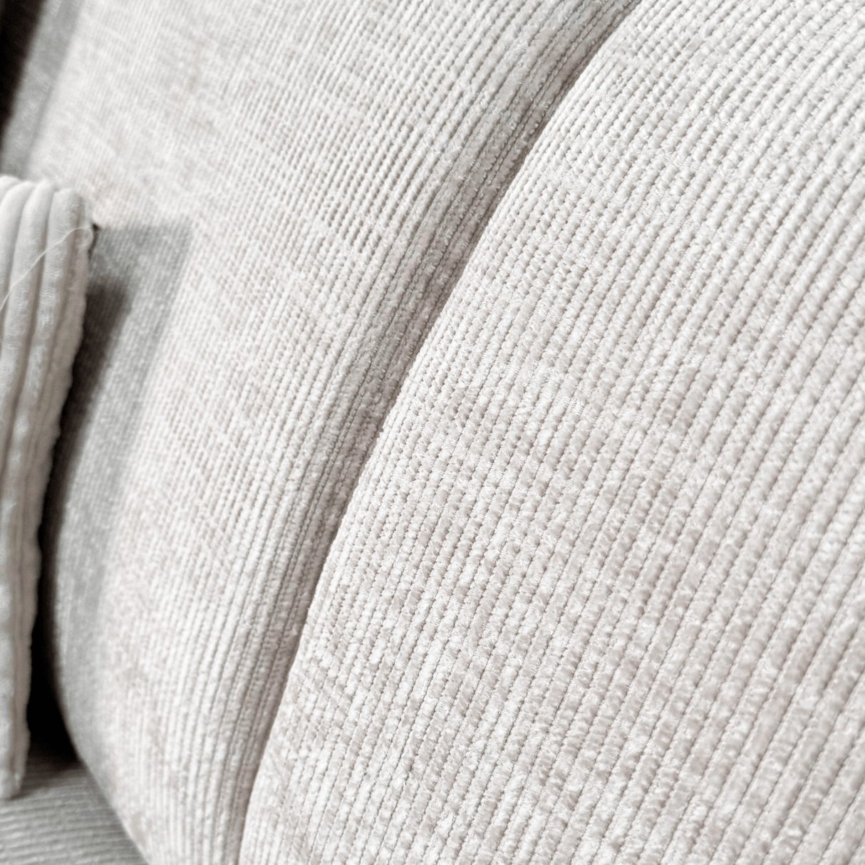 Ecksofa beige Chenille-Stoff mit rechter Chaiselongue Manon 