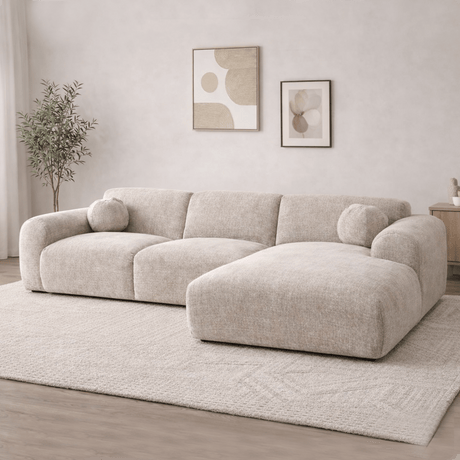 Ecksofa mit beigefarbenem Chenille-Stoffbezug, Modell Shane - rechts