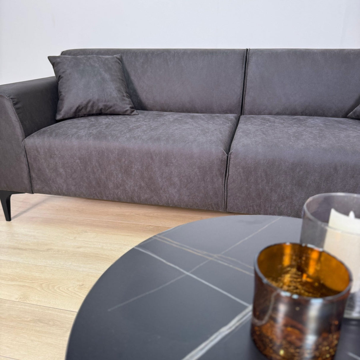 3-Sitzer Bank aus Anthrazit-Mikrofaserstoff Davidson 