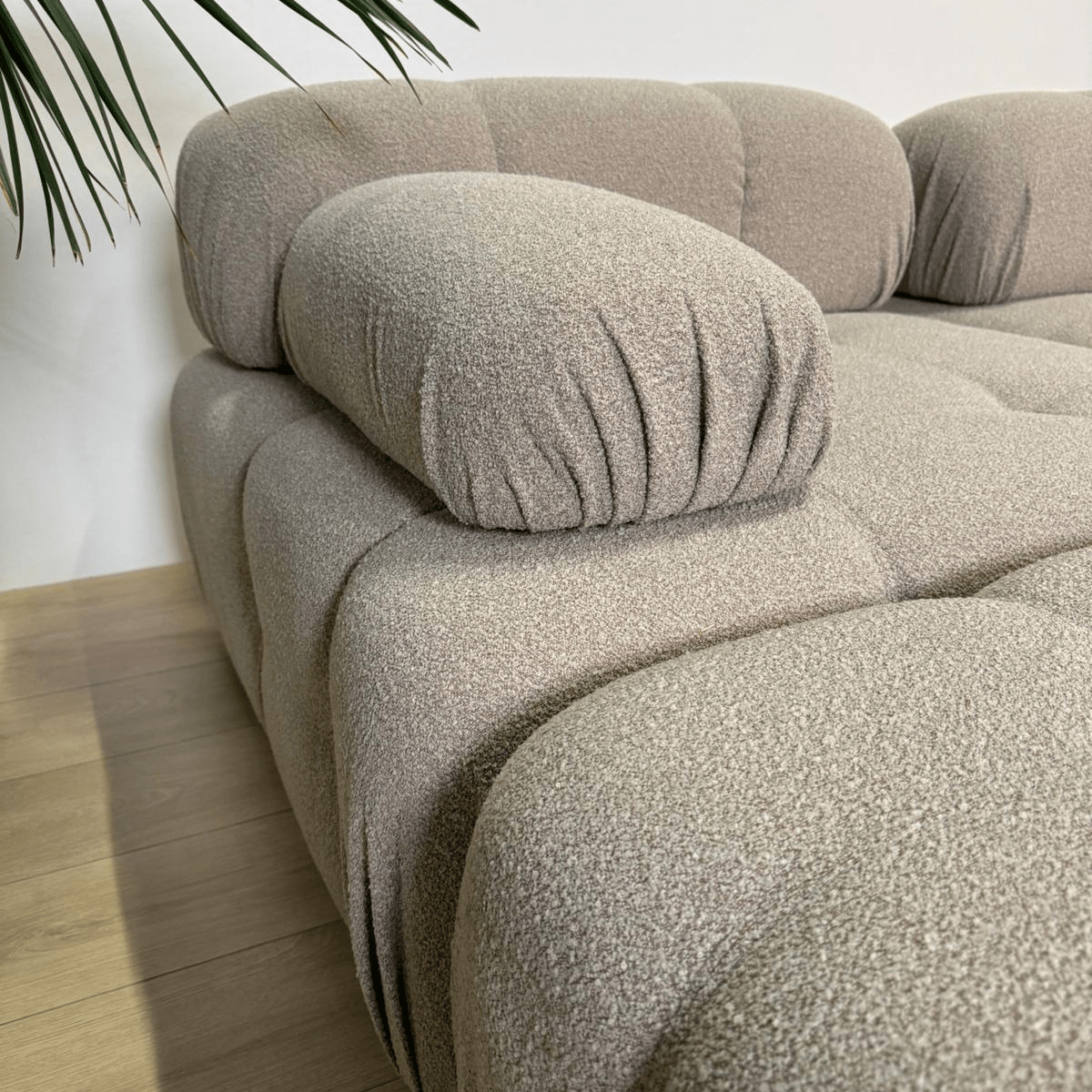 Modulare Bank 3sitzer mit Hocker Doeblo Beige