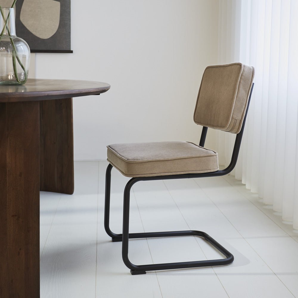 Esszimmerstuhl Remo-Rippenstoff Dimehouse Grau LxBxH 56x55x52 Rippstoff Stimmungsvolle Foto-Seitenansicht